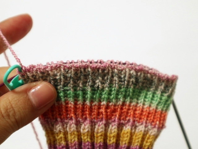 １目ゴム編み止めのやり方解説